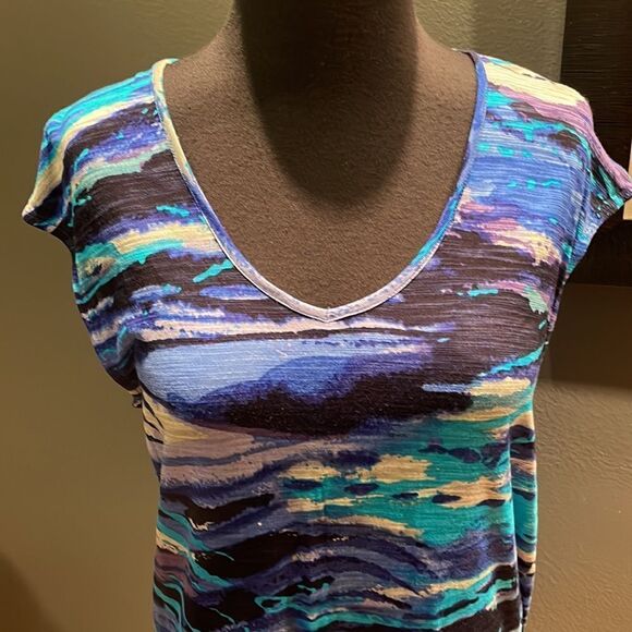 Cable & Guage Hawaii Surf long sleeveless tonic with wrap open back. NWT. Medium - Picture 2 of 5